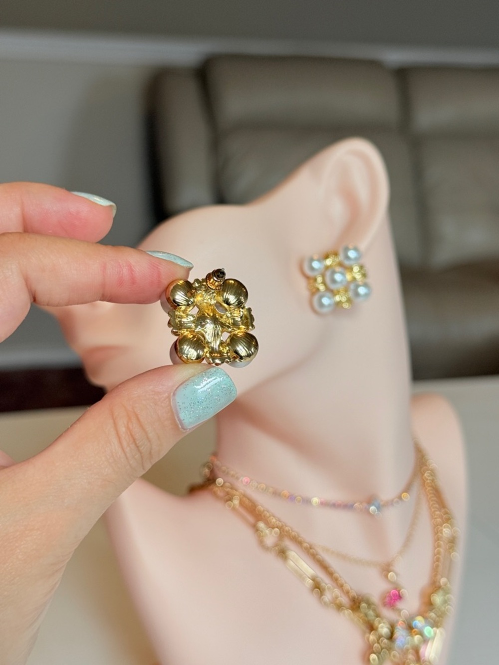 Gold and White Pearl Cluster Stud Earrings - Picture 6 of 10